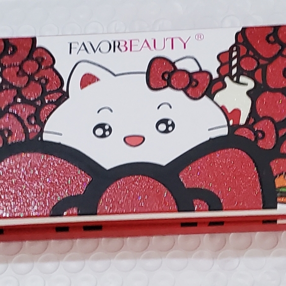 FavorBeauty Eyeshadow Palette - Picture 4 of 5